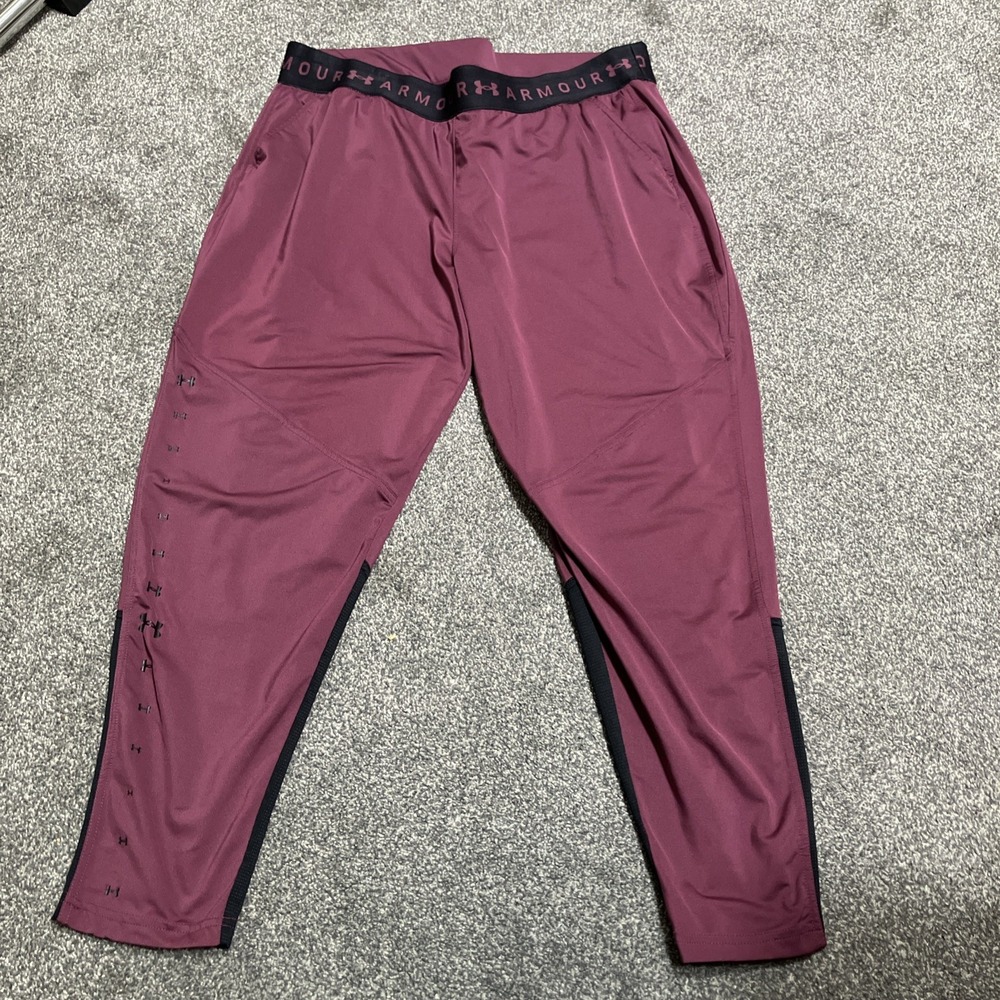 Under Armour Pants Sz Large Joggers Heatgear Women's Athletic Burgundy Black